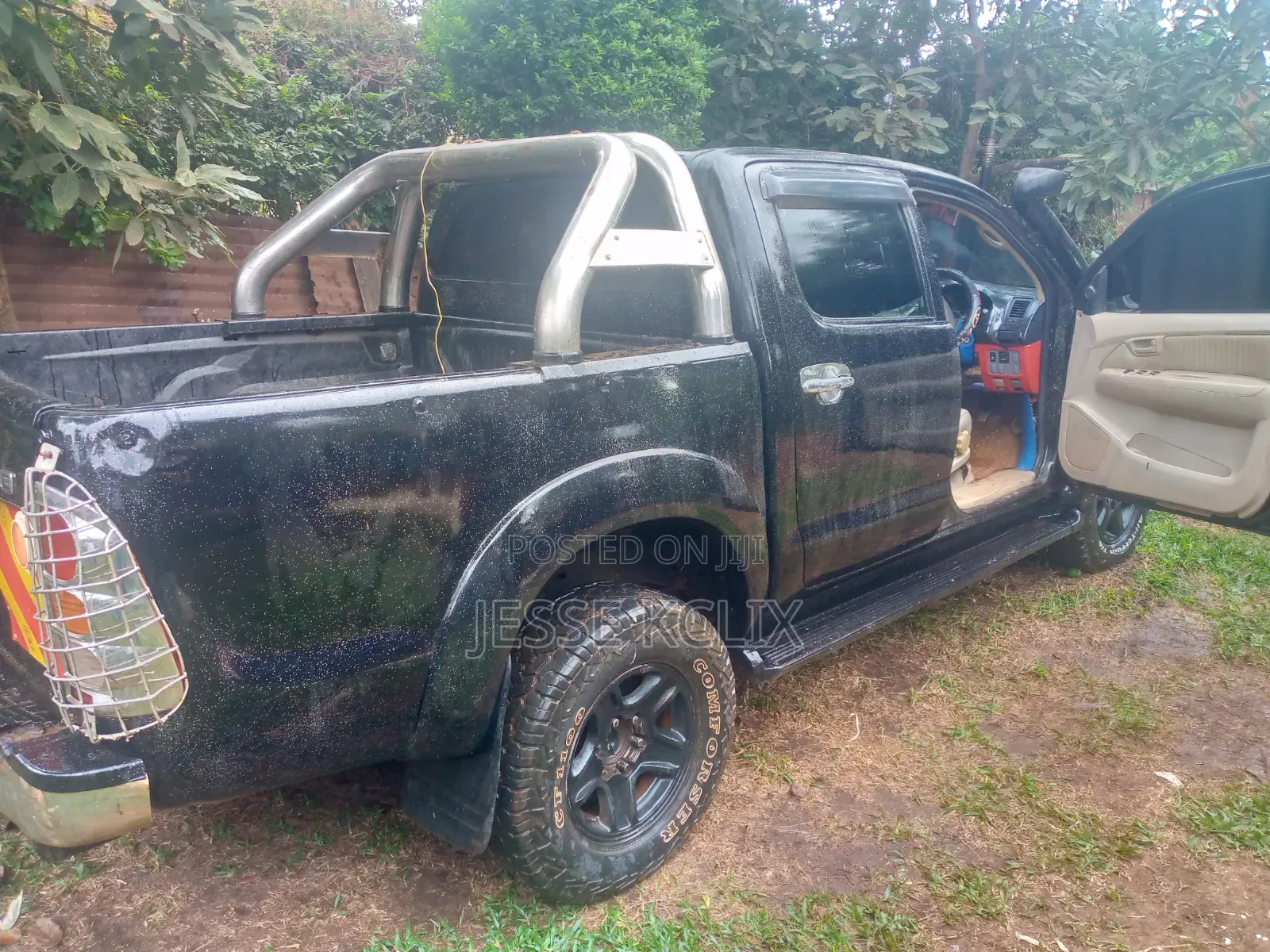Toyota Hilux 2007 Black