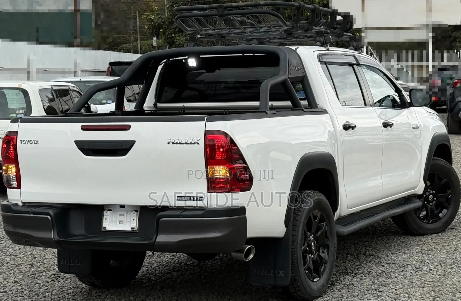Toyota Hilux 2019 White