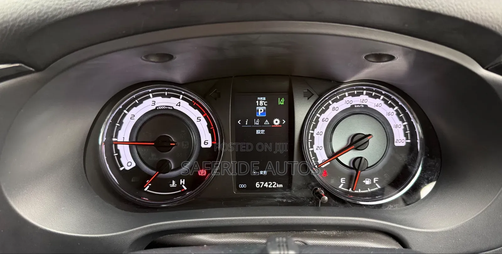 Toyota Hilux 2019 White