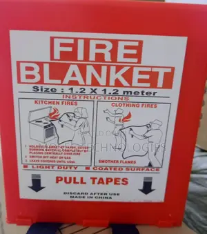 1.2M × 1.2M Emergency Fire Blanket for Kitchen & Clothing Fires