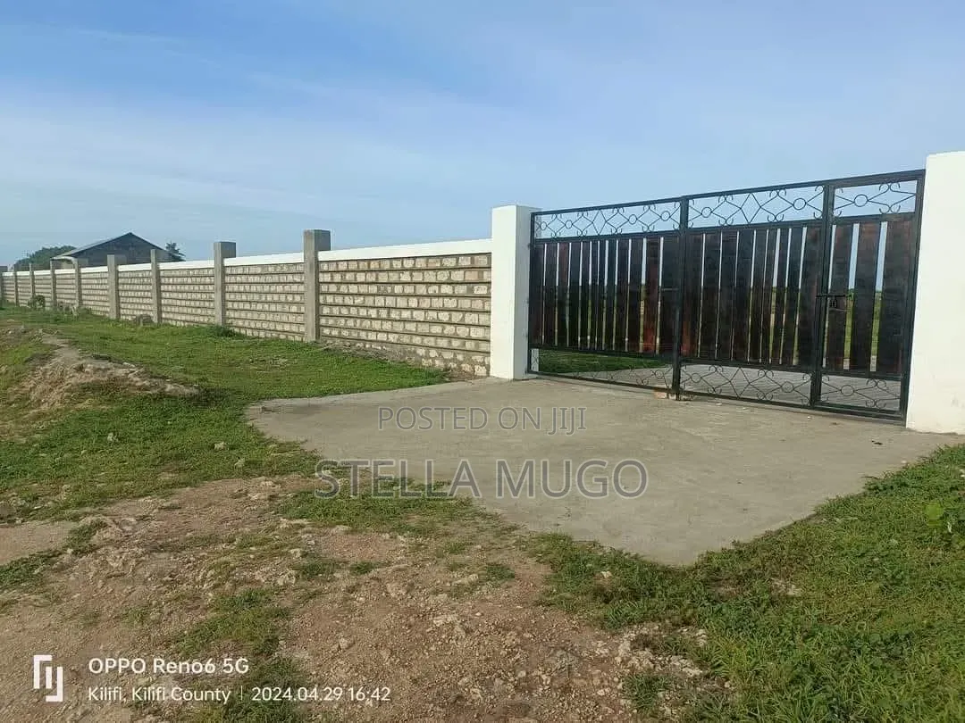 Prime 1 Acre Beachfront