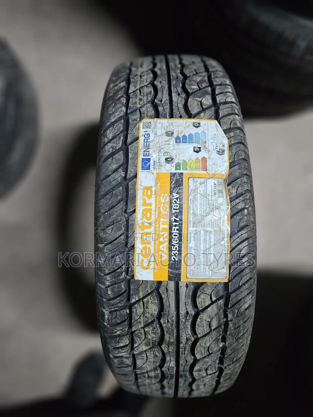 235/60r17 Centara 102V Tire