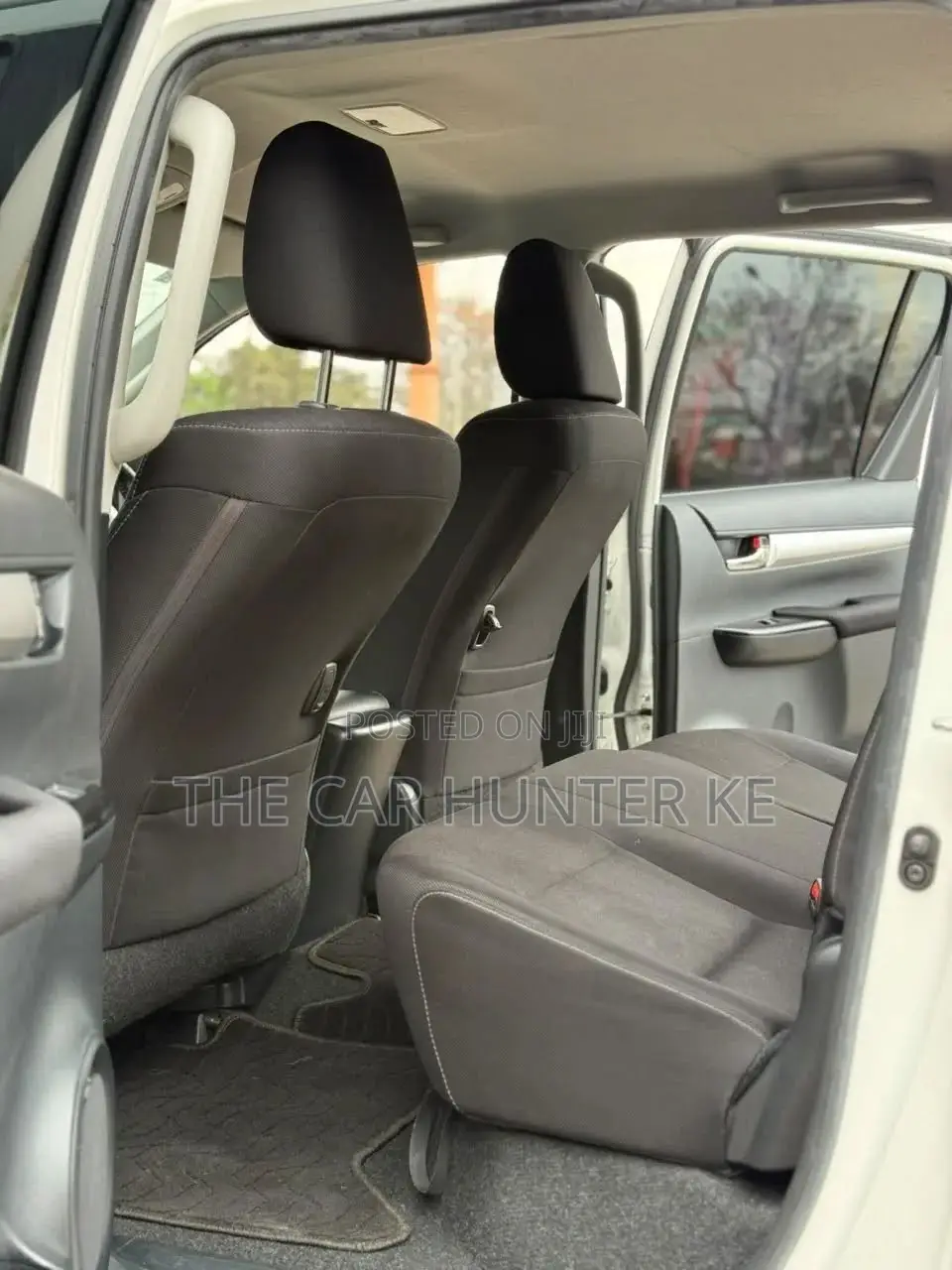 Toyota Hilux Revo Double Cab Deisel 2.8 AWD 2021 Pearl