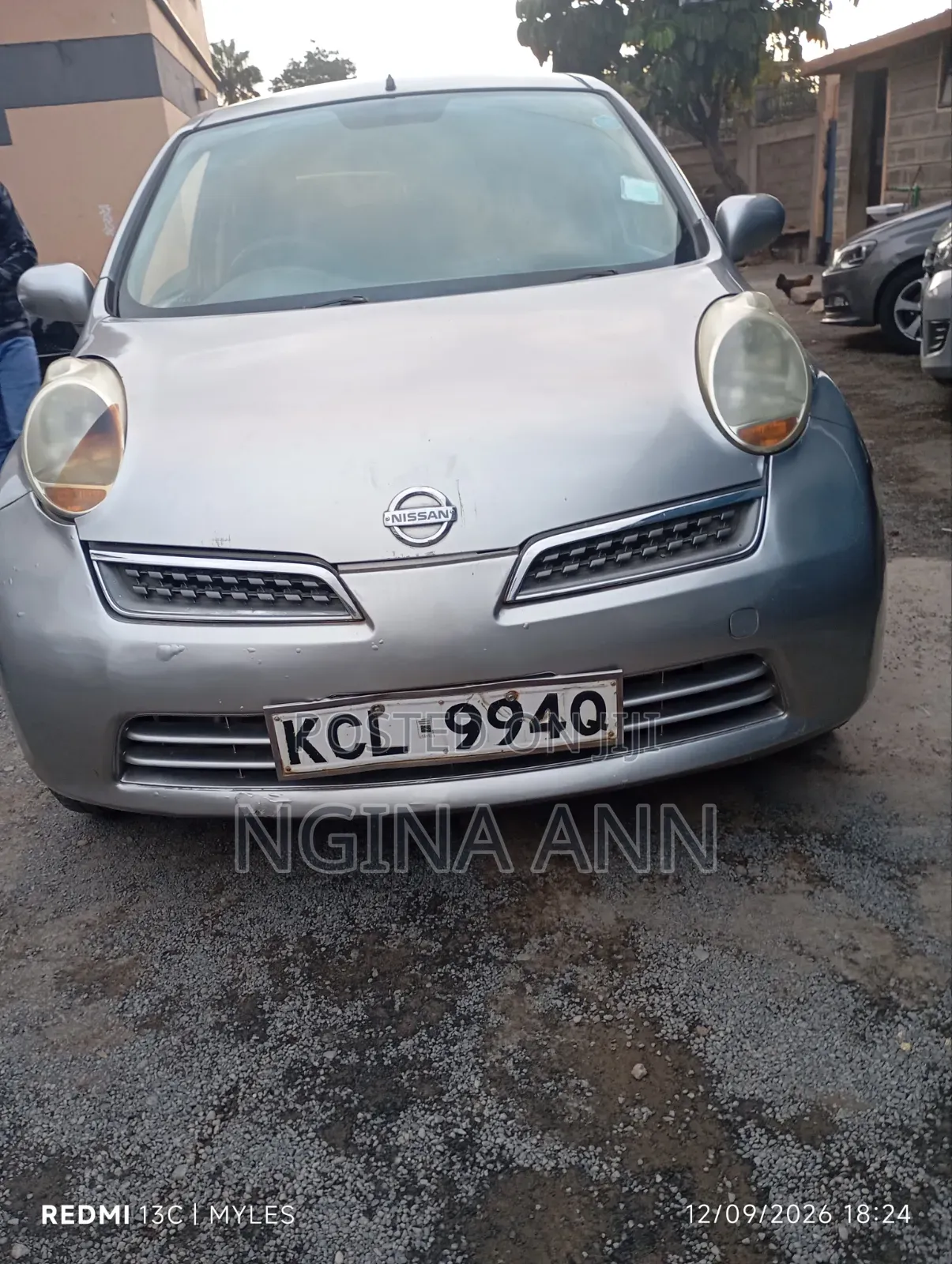 Nissan March 1.2 AWD 2010 Silver