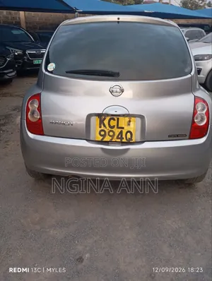 Nissan March 1.2 AWD 2010 Silver