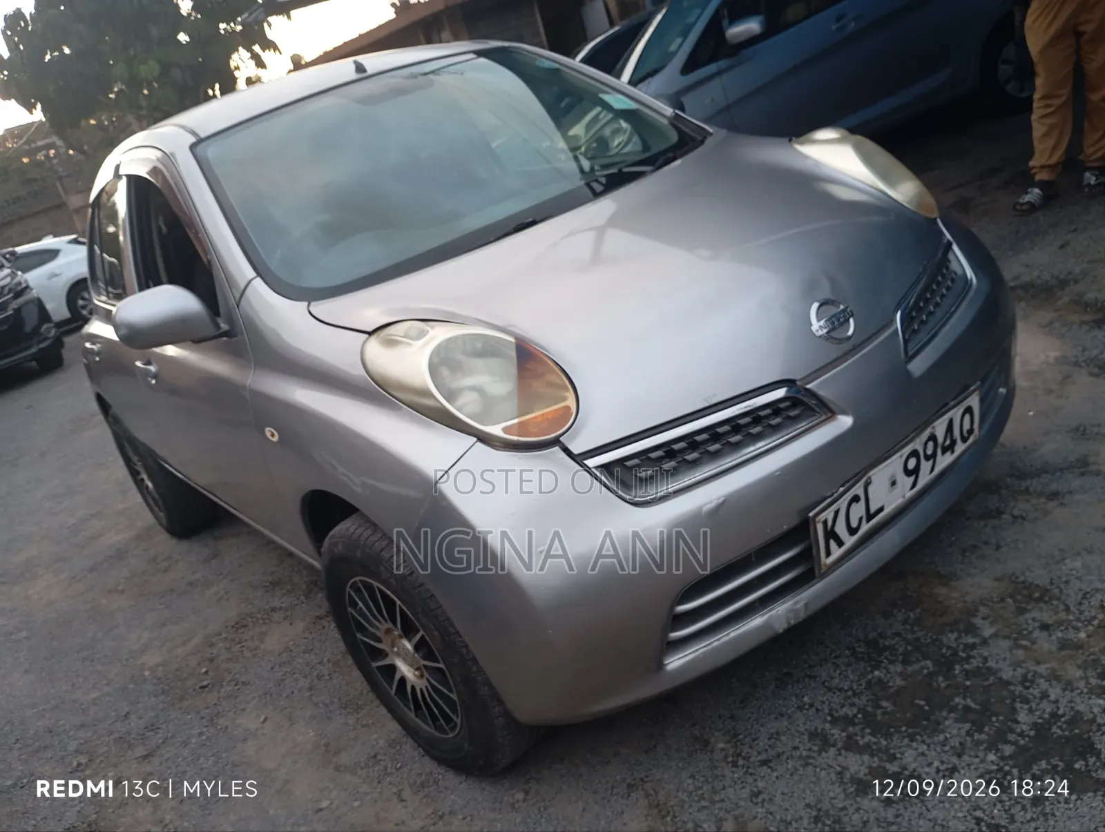 Nissan March 1.2 AWD 2010 Silver