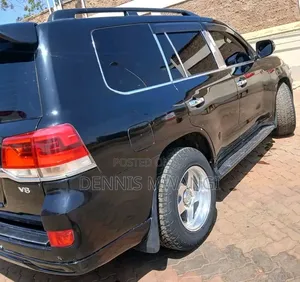Toyota Land Cruiser 5.7 V8 2009 Black