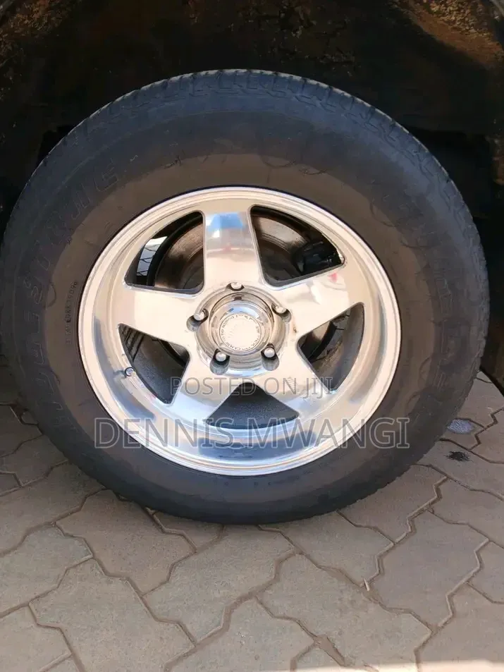 Toyota Land Cruiser 5.7 V8 2009 Black
