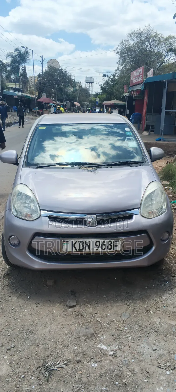 Toyota Passo 1.0 AWD 2016 Purple