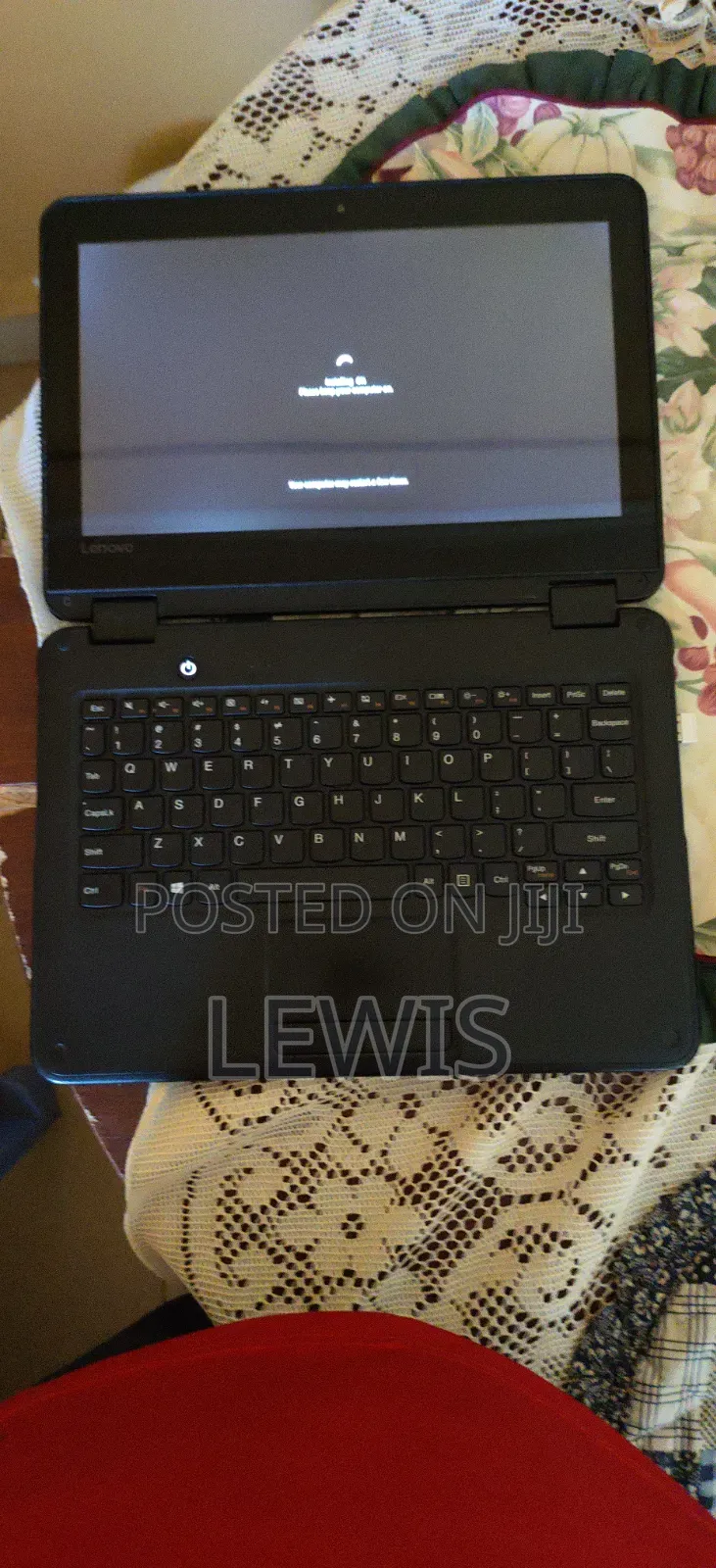 Laptop Lenovo 300e 4GB Intel Celeron SSD 128GB