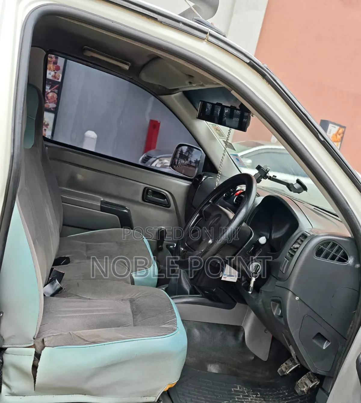 Isuzu D-MAX 2009 White