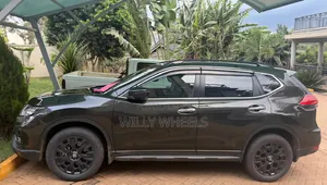 Nissan X-Trail 2.0 Petrol FWD 2018 Black