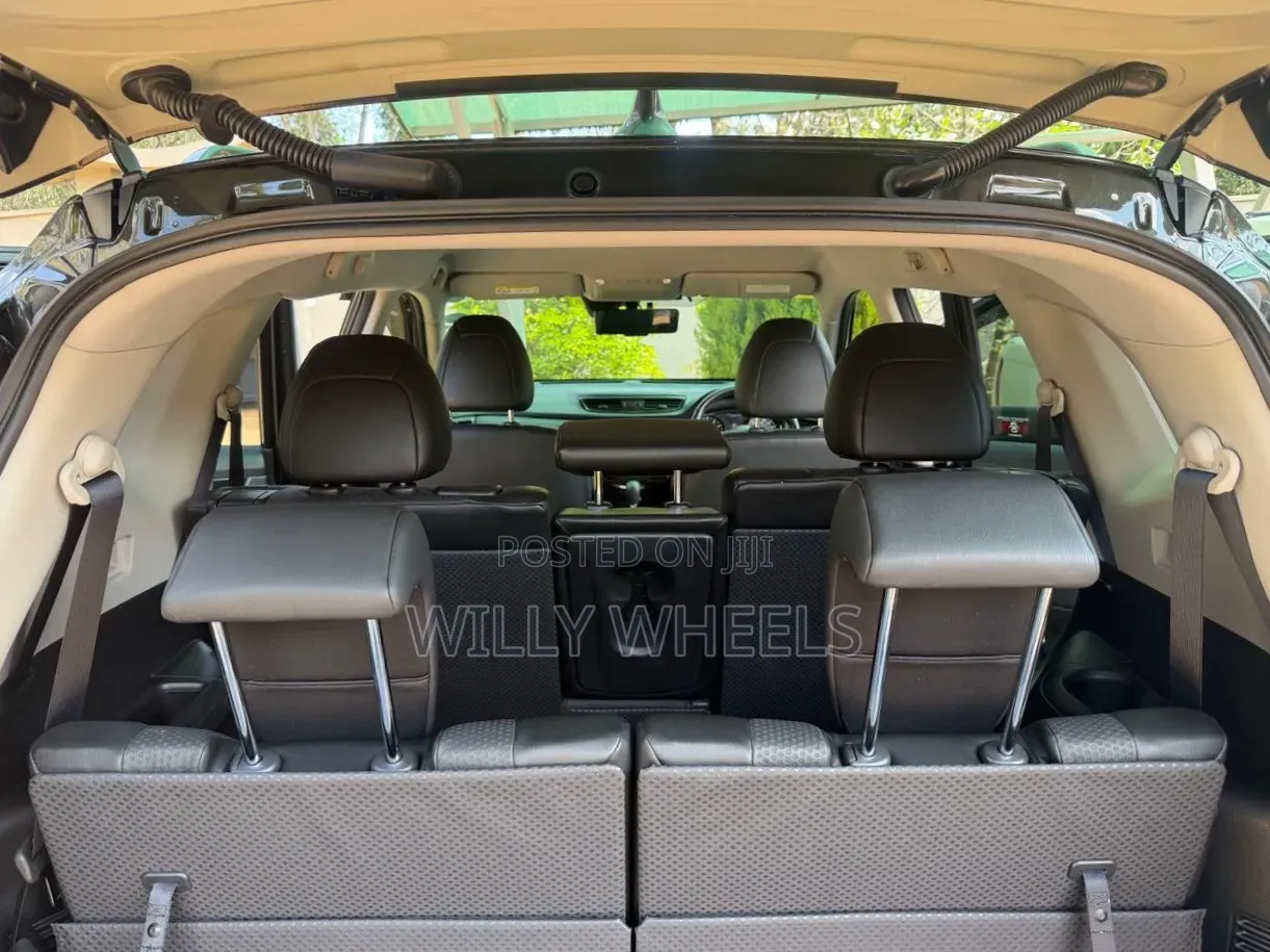 Nissan X-Trail 2.0 Petrol FWD 2018 Black