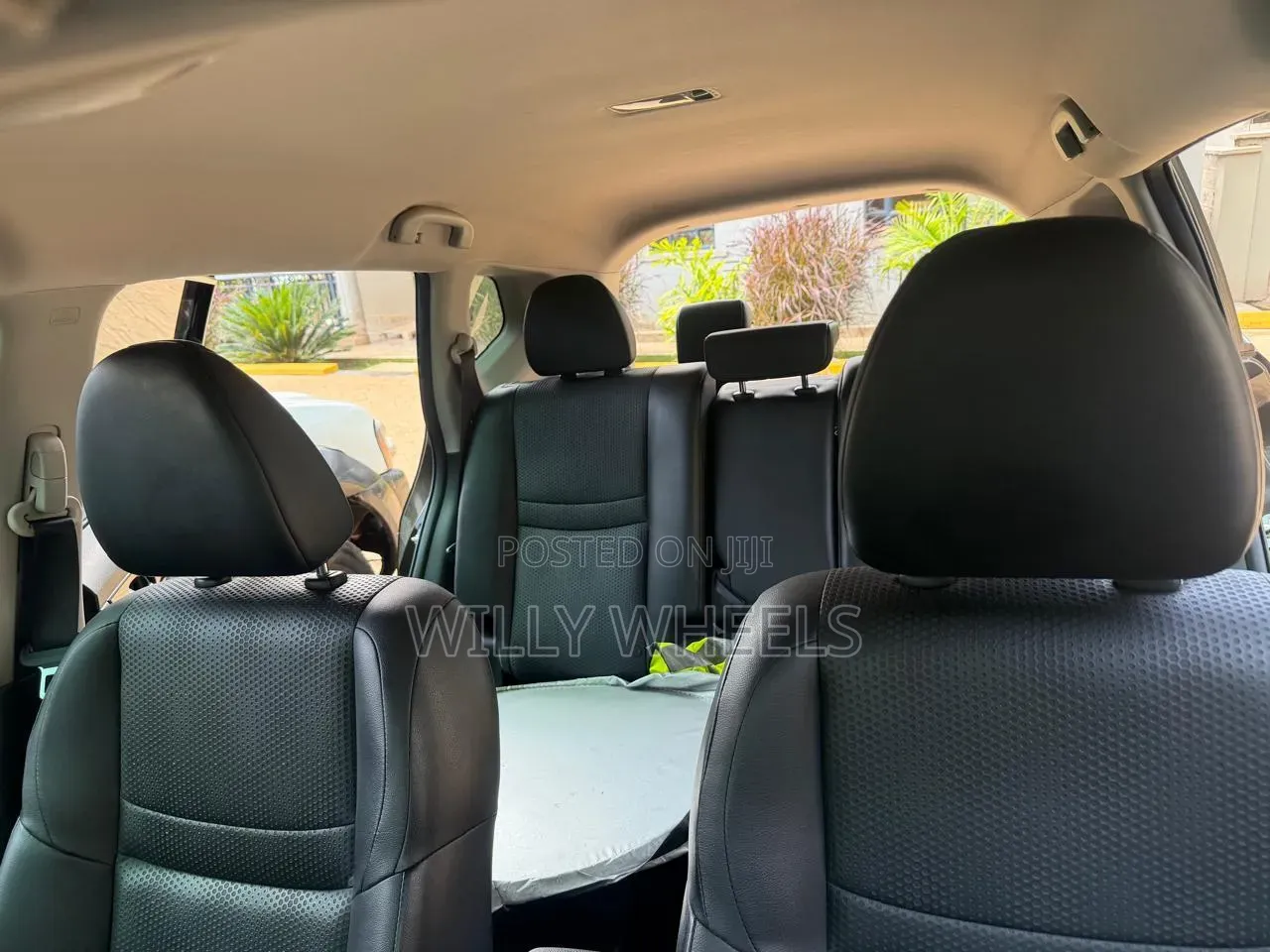 Nissan X-Trail 2.0 Petrol FWD 2018 Black