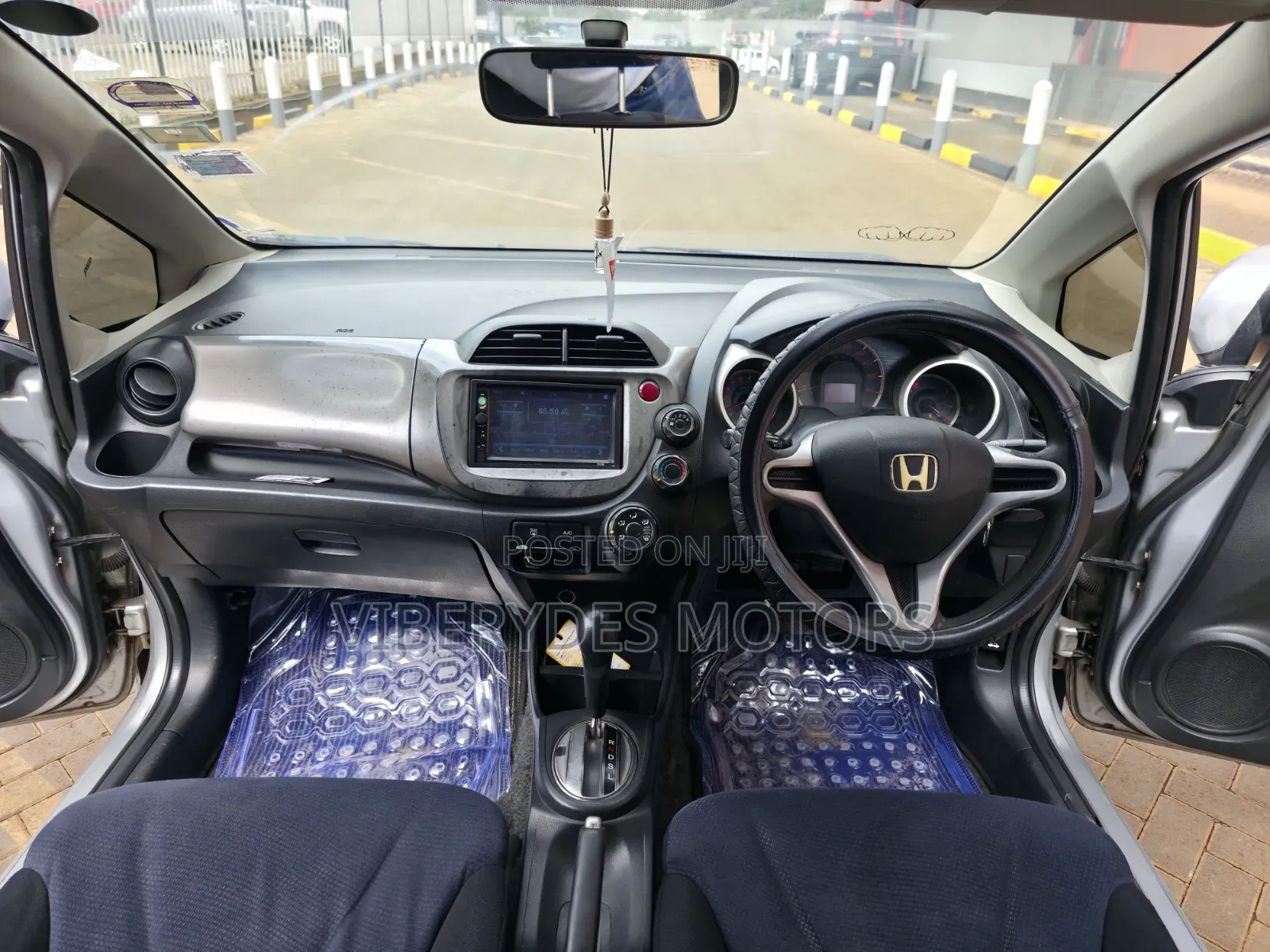 Honda Fit 2011 Silver