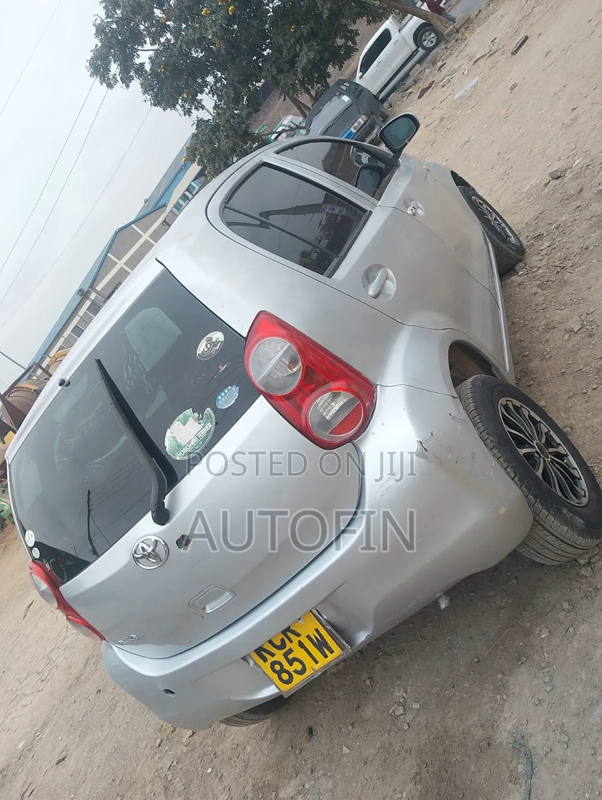 Toyota Passo 2012 Silver