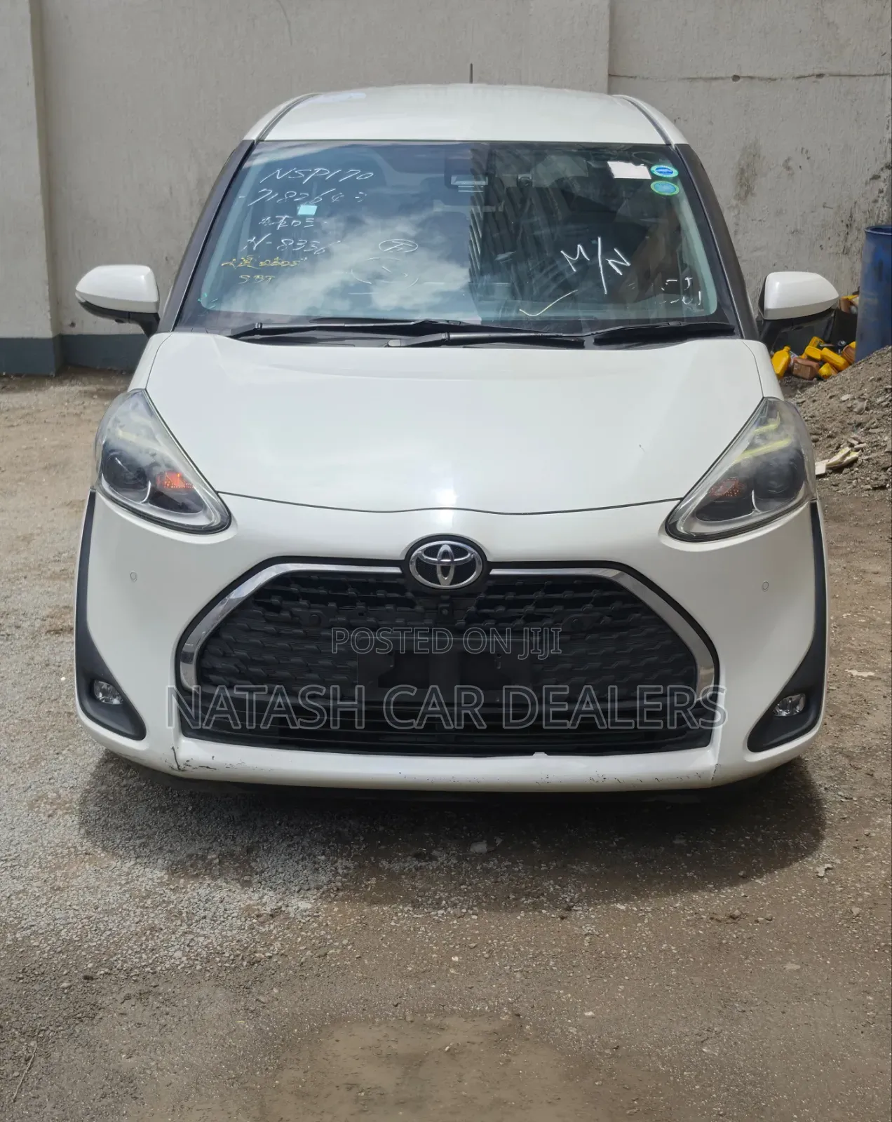 Toyota Sienta 2019 White