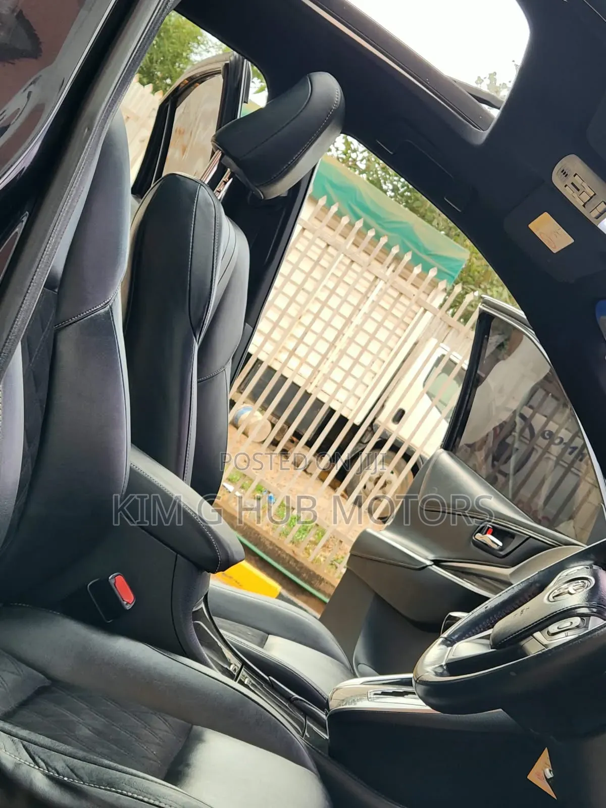 Toyota Harrier 2.0 2014 Black