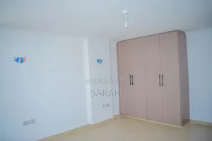 3bdrm Apartment in Kapiti Road, South B for rent