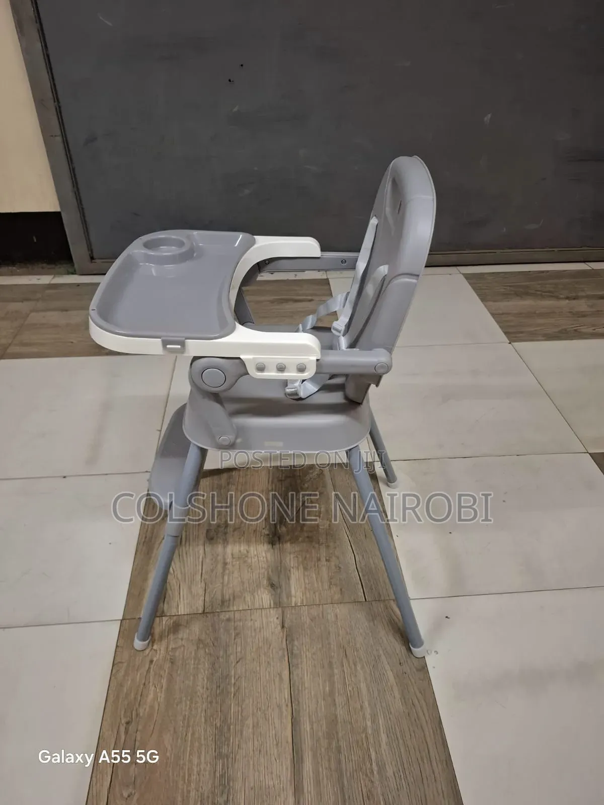 ​2-in-1 Convertible Baby High Chair and Booster Seat