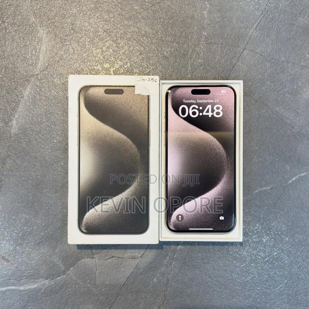 Apple iPhone 15 Pro Max 512 GB Silver
