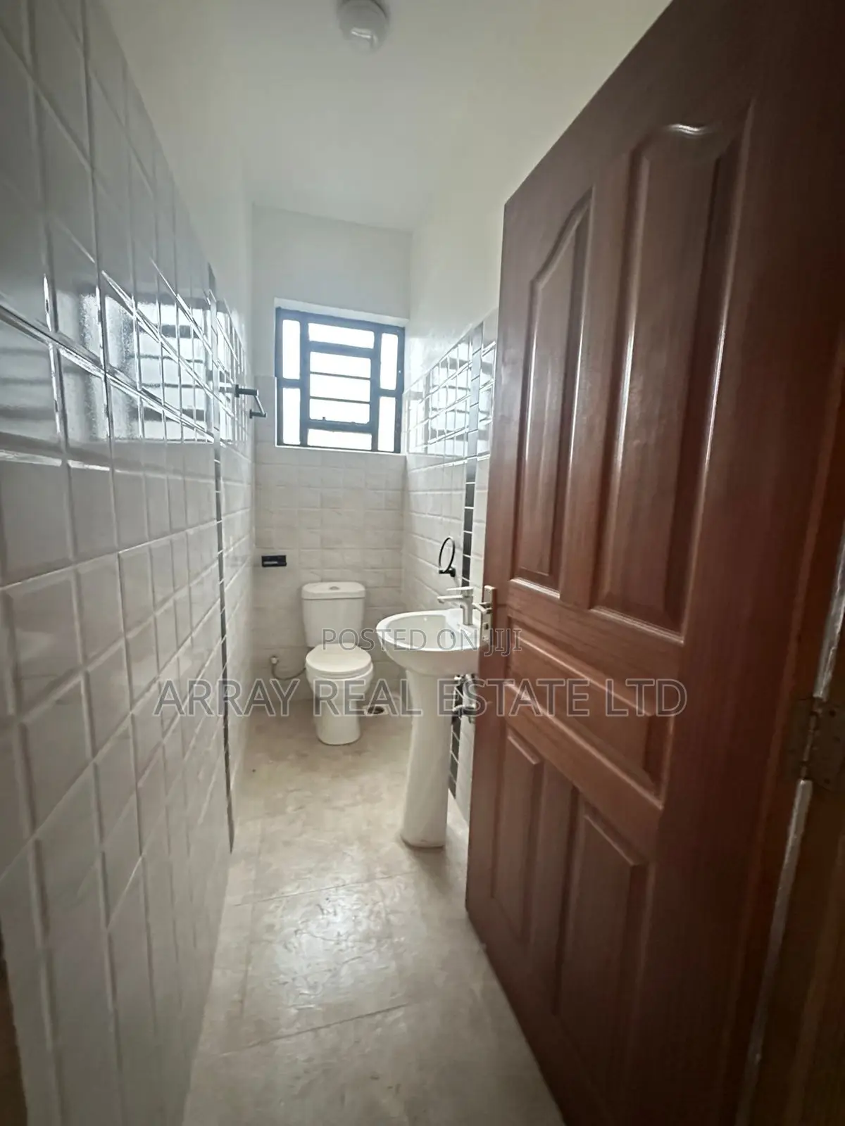 3bdrm Bungalow in Karai for sale