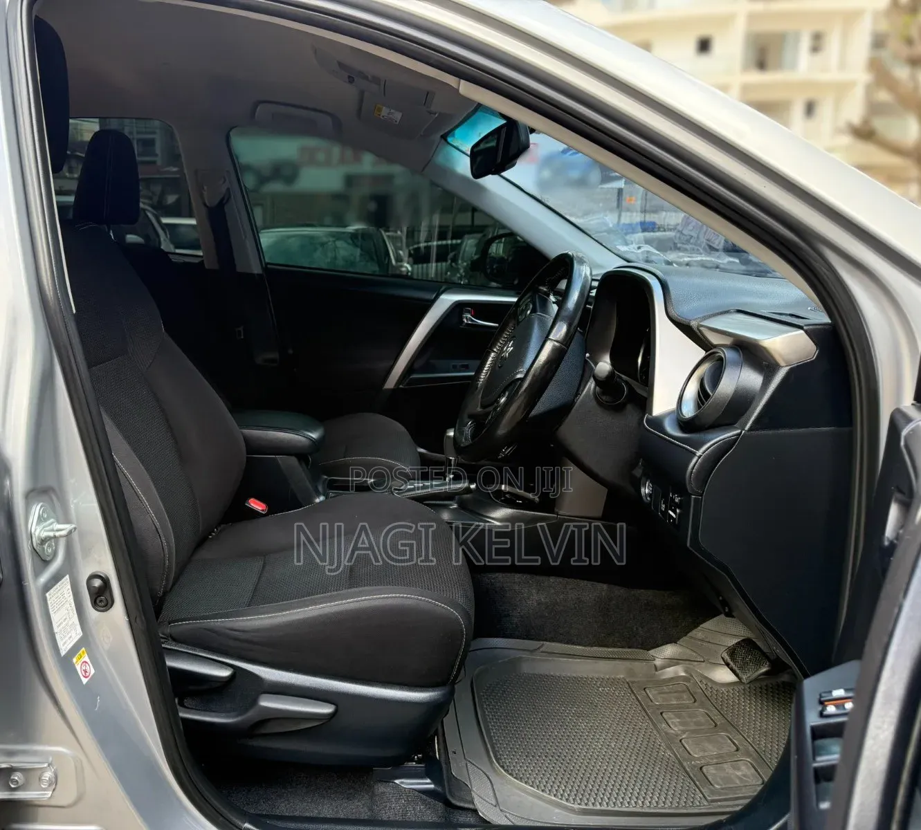 Toyota RAV4 2017 Silver