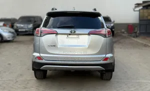 Toyota RAV4 2017 Silver