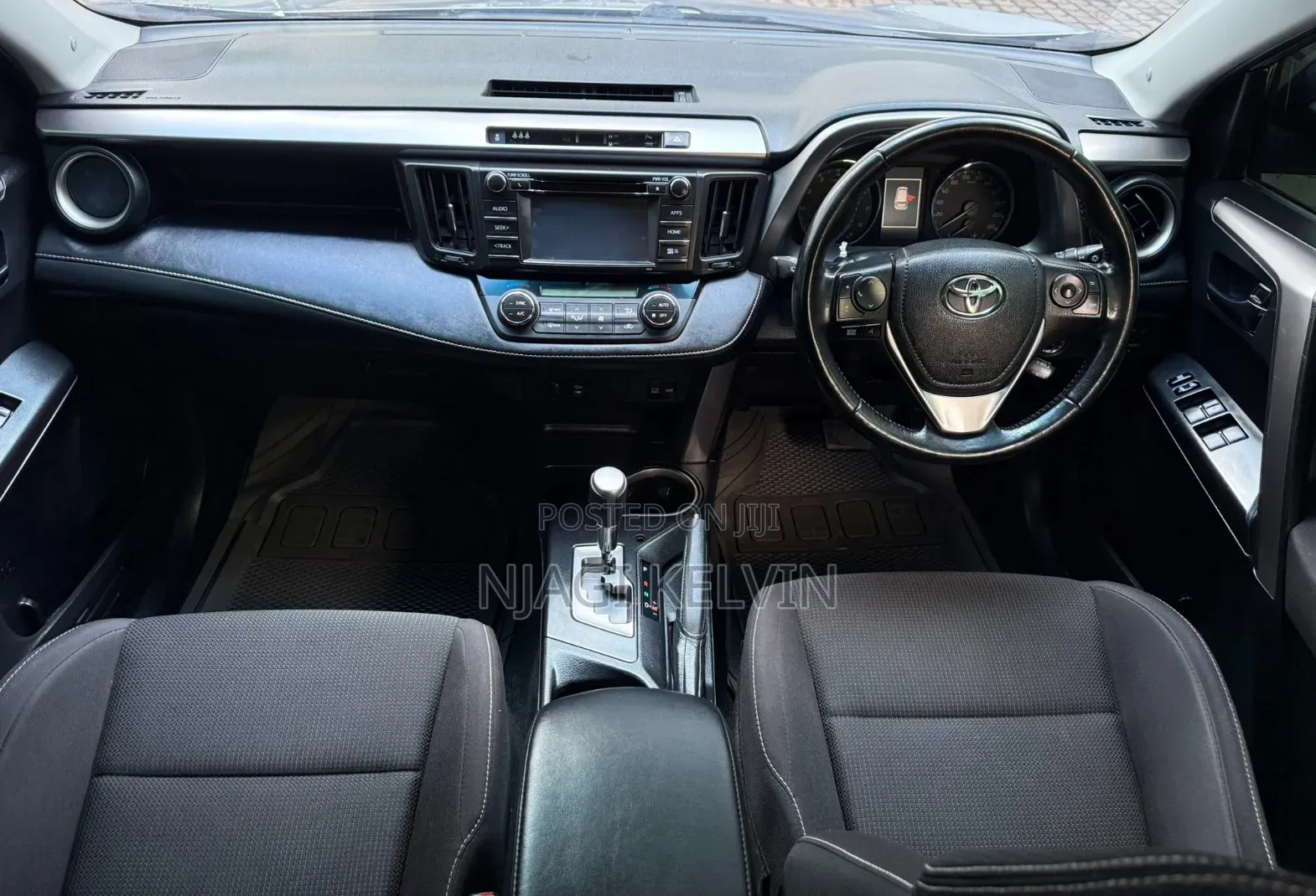Toyota RAV4 2017 Silver