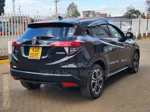 Honda Vezel 1.5 Hybrid 4WD 2018 Black