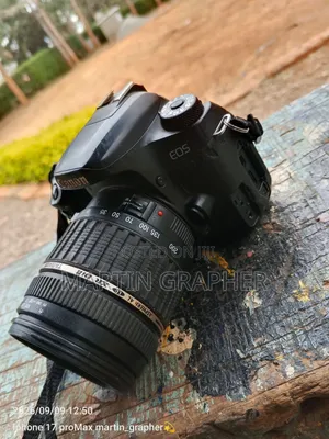 Camera Canon 77d