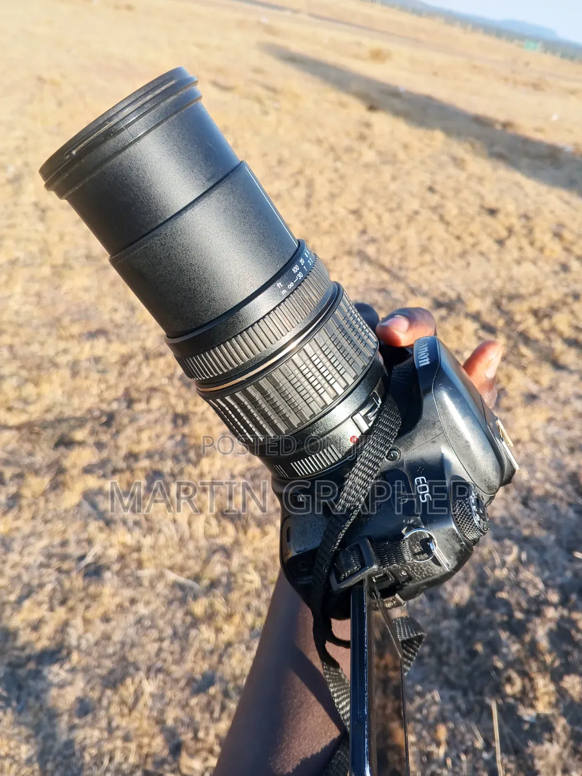 Camera Canon 77d