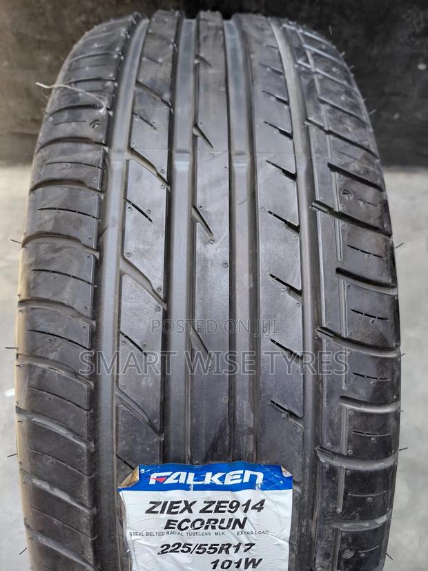 225/55r17 Falken Zeix Ze914