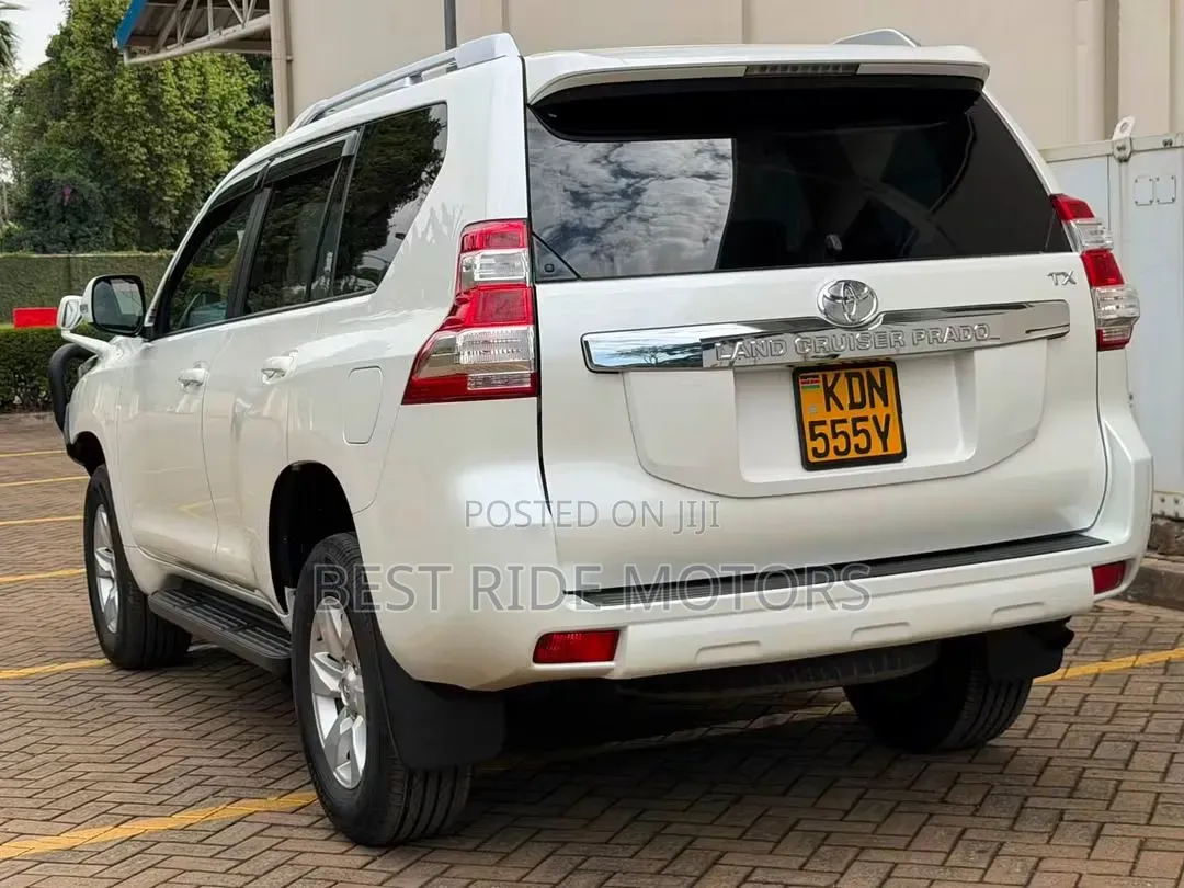 Toyota Land Cruiser Prado 2.8 D-4D 2016 Off white