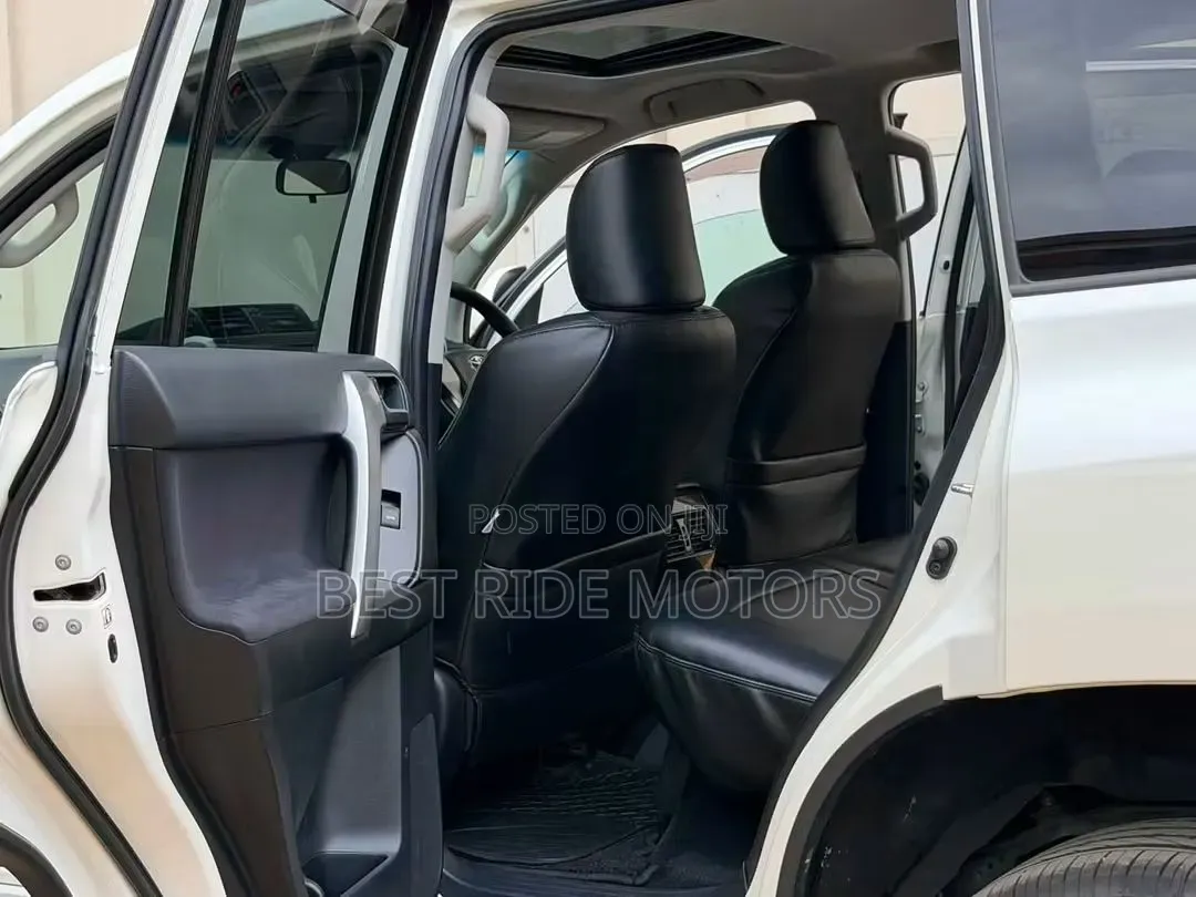 Toyota Land Cruiser Prado 2.8 D-4D 2016 Off white