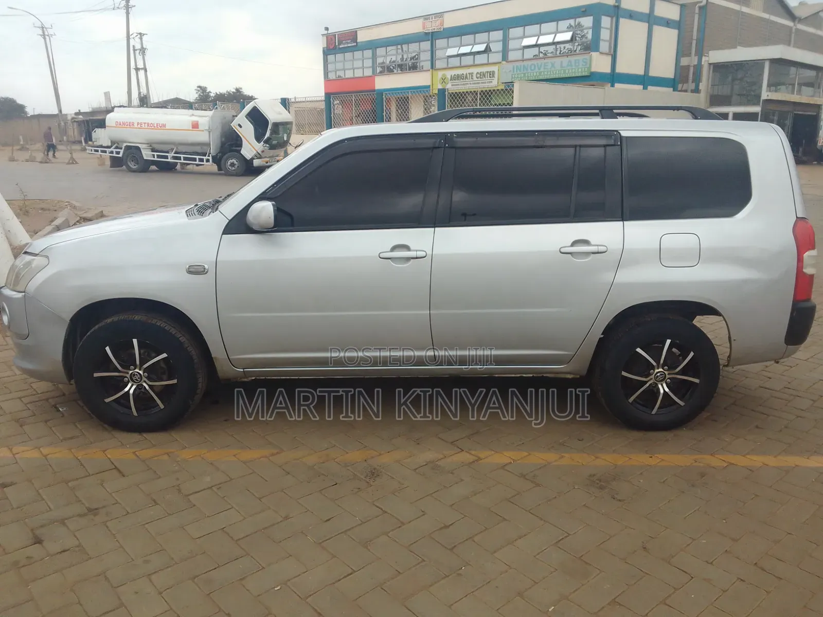 Toyota Probox 2017 Gray