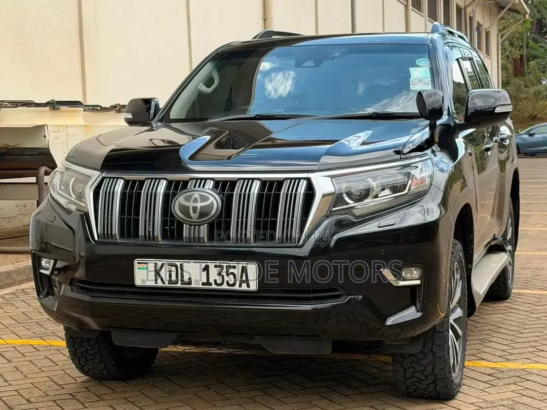Toyota Land Cruiser Prado 2.8 2018 Black