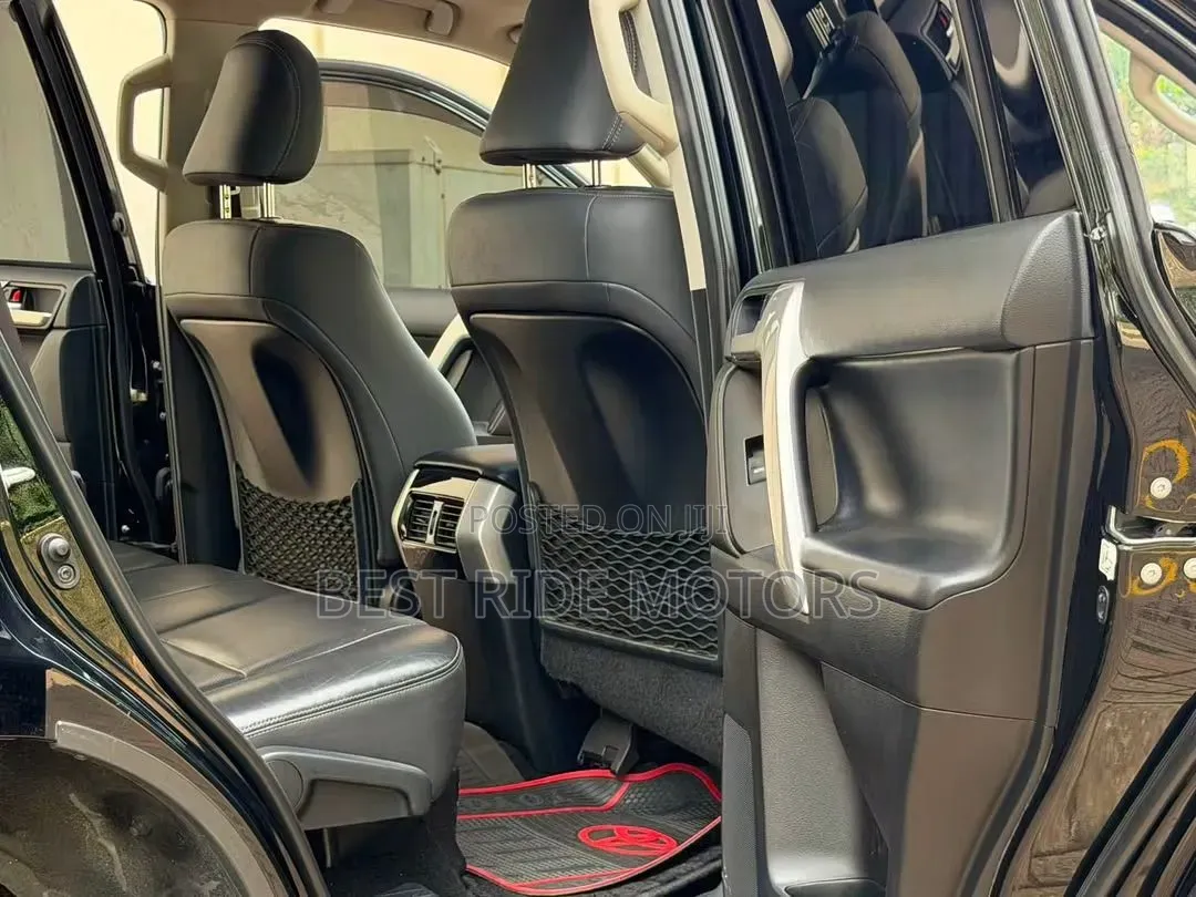 Toyota Land Cruiser Prado 2.8 2018 Black