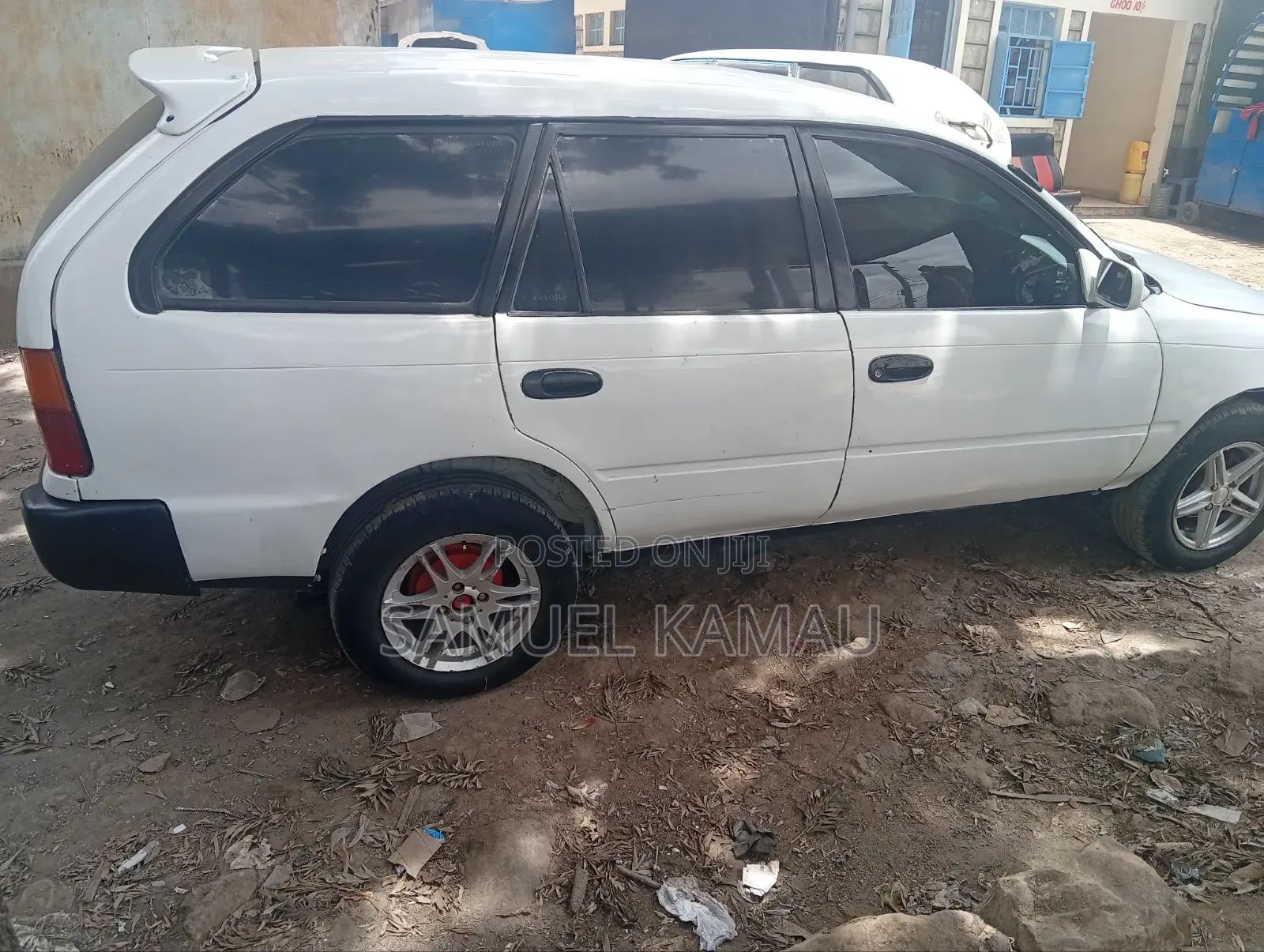 Toyota Corolla Station Wagon 1999 White
