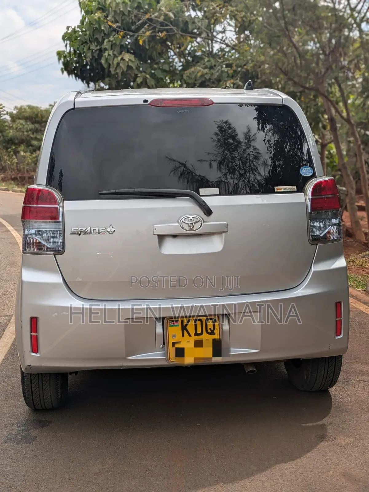 Toyota Spade 2018 Silver