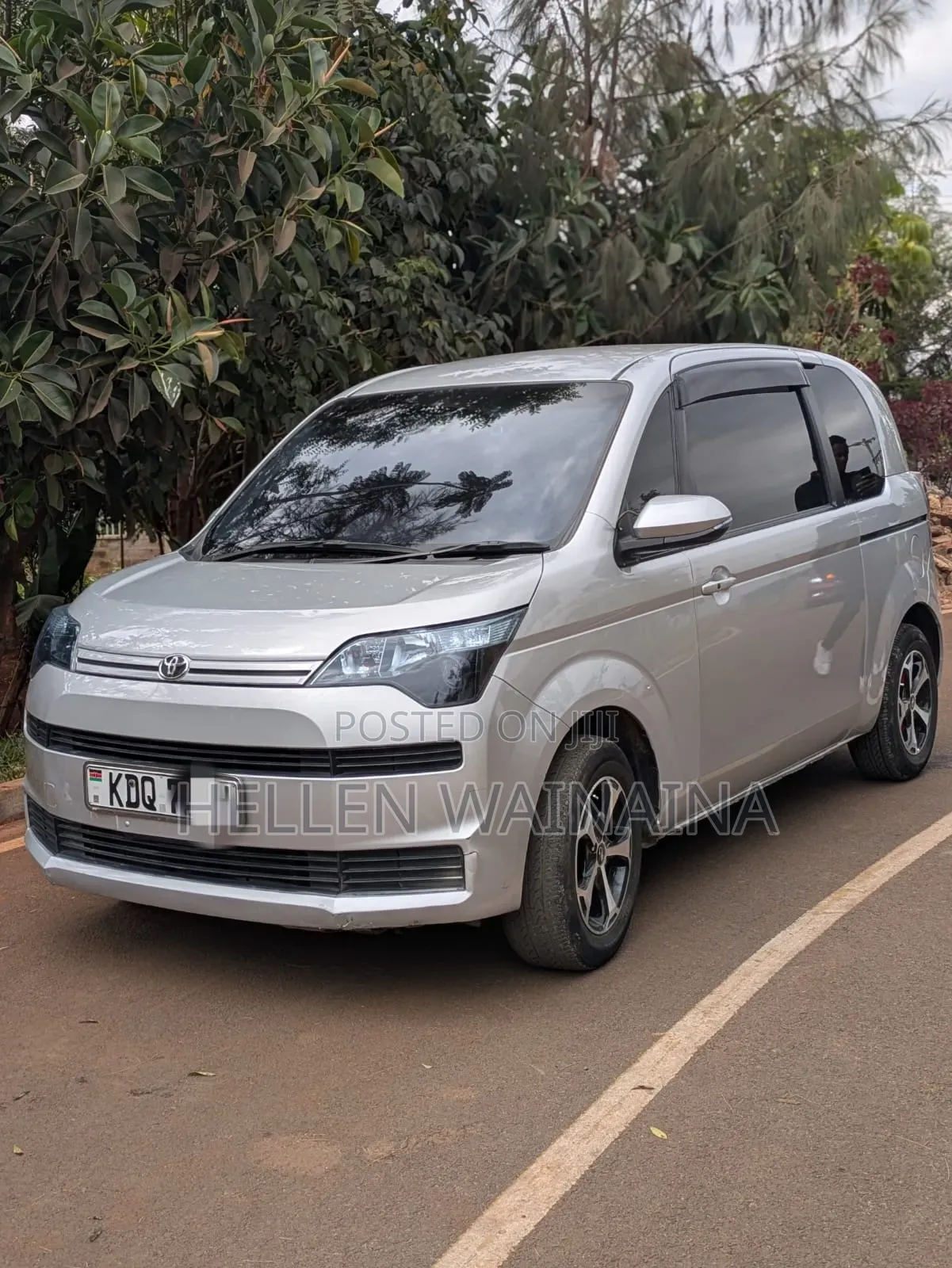 Toyota Spade 2018 Silver