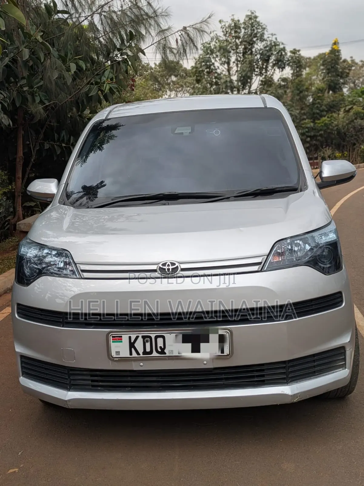 Toyota Spade 2018 Silver