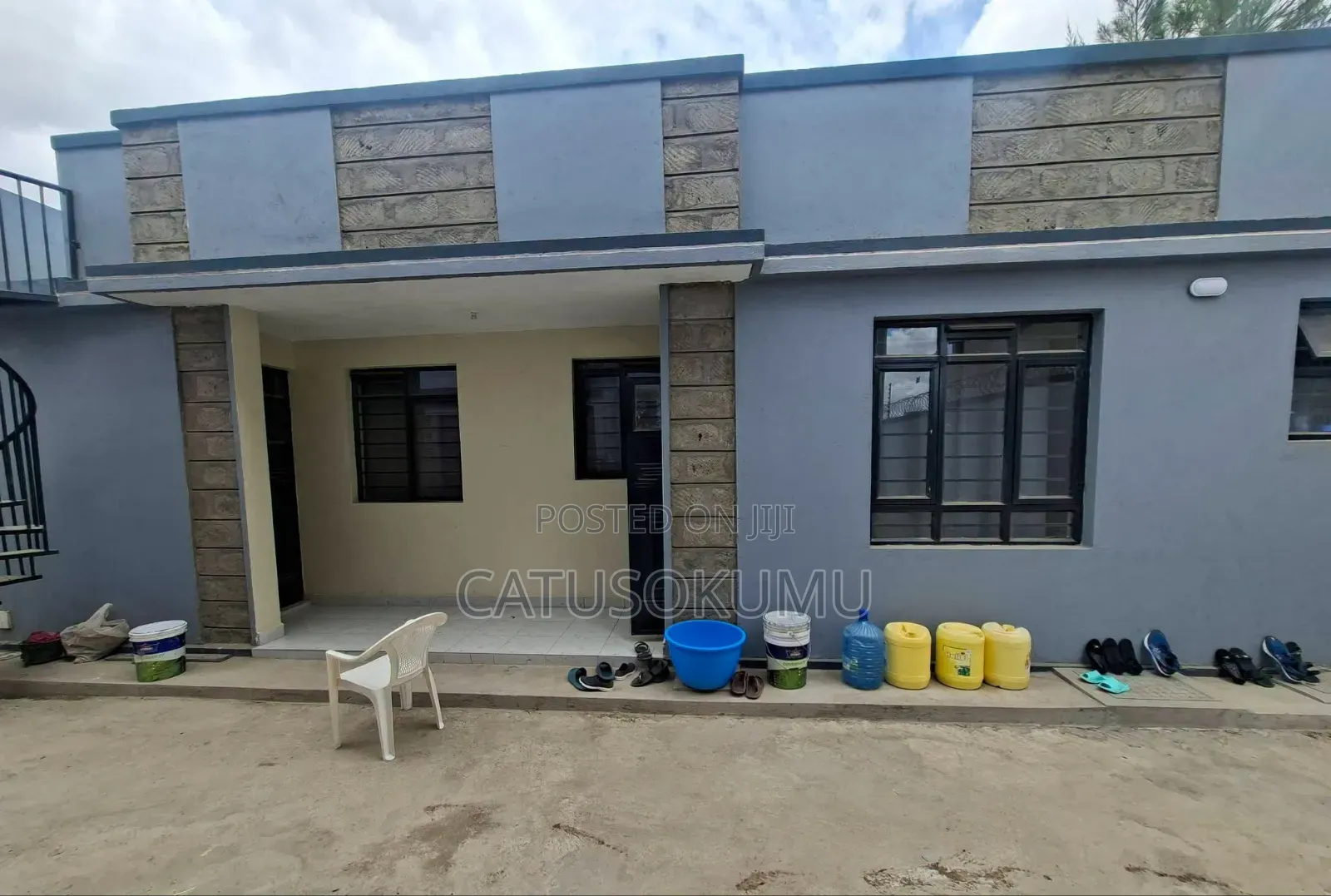 5bdrm Maisonette in Katani for rent
