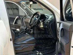 Toyota Land Cruiser Prado 2.8 2018 Pearl