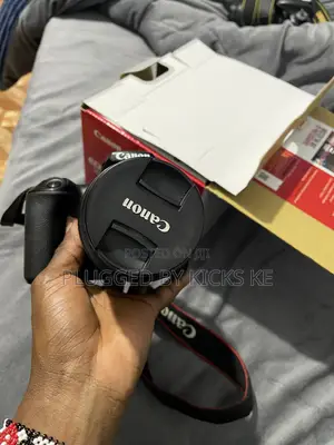 Canon 250D