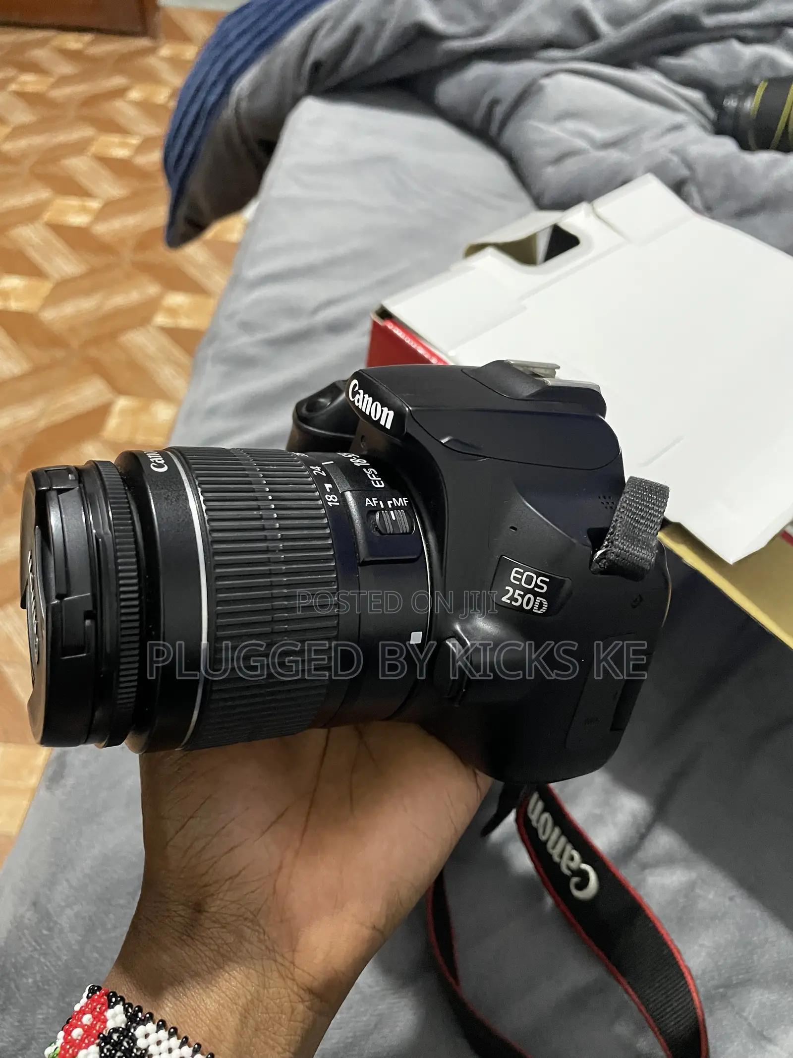 Canon 250D
