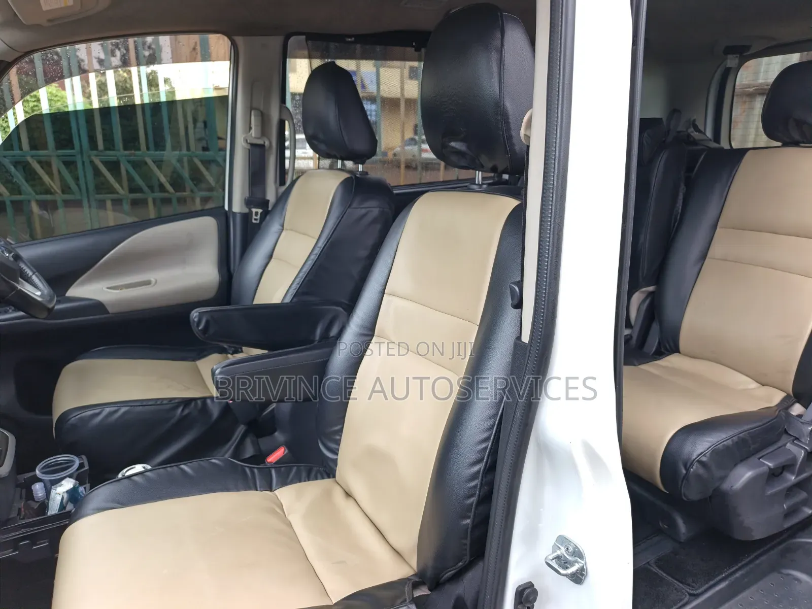 Nissan Serena 2016 Beige
