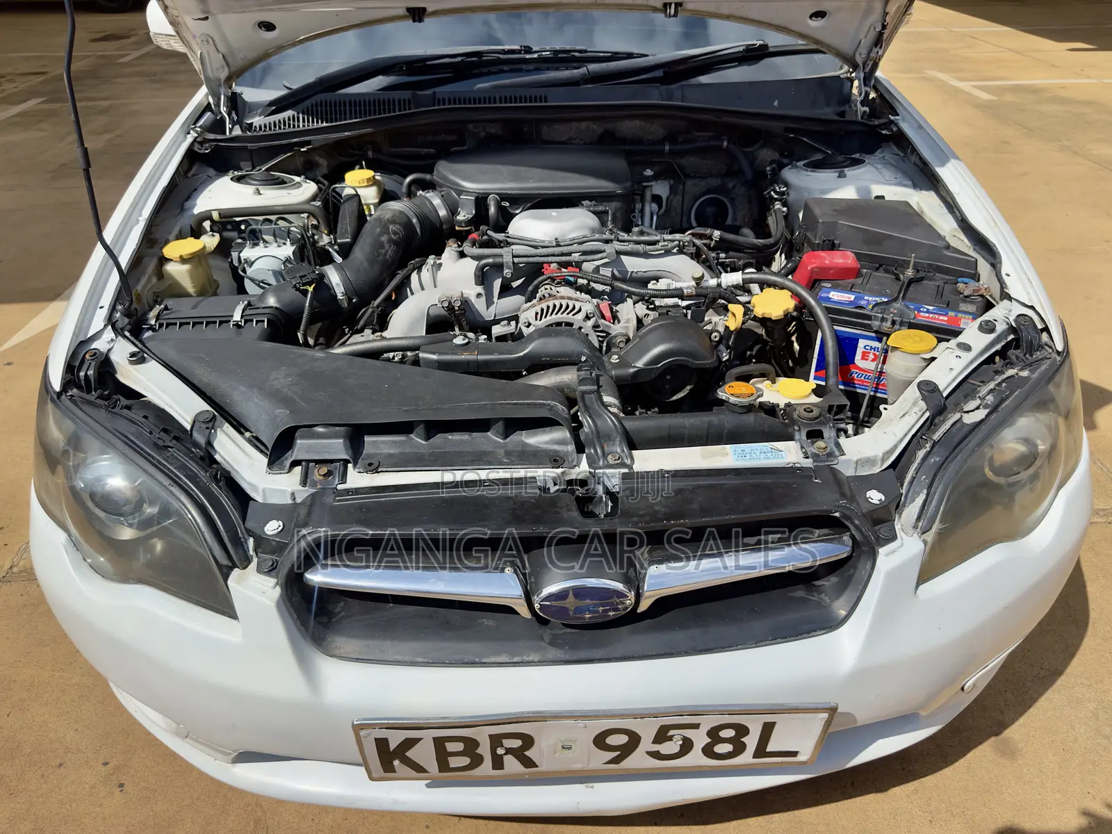 Subaru Legacy 2.0 2005 White
