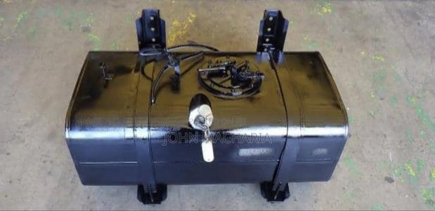 Mitsubishi Fuso F1 Reserve Tank - main view