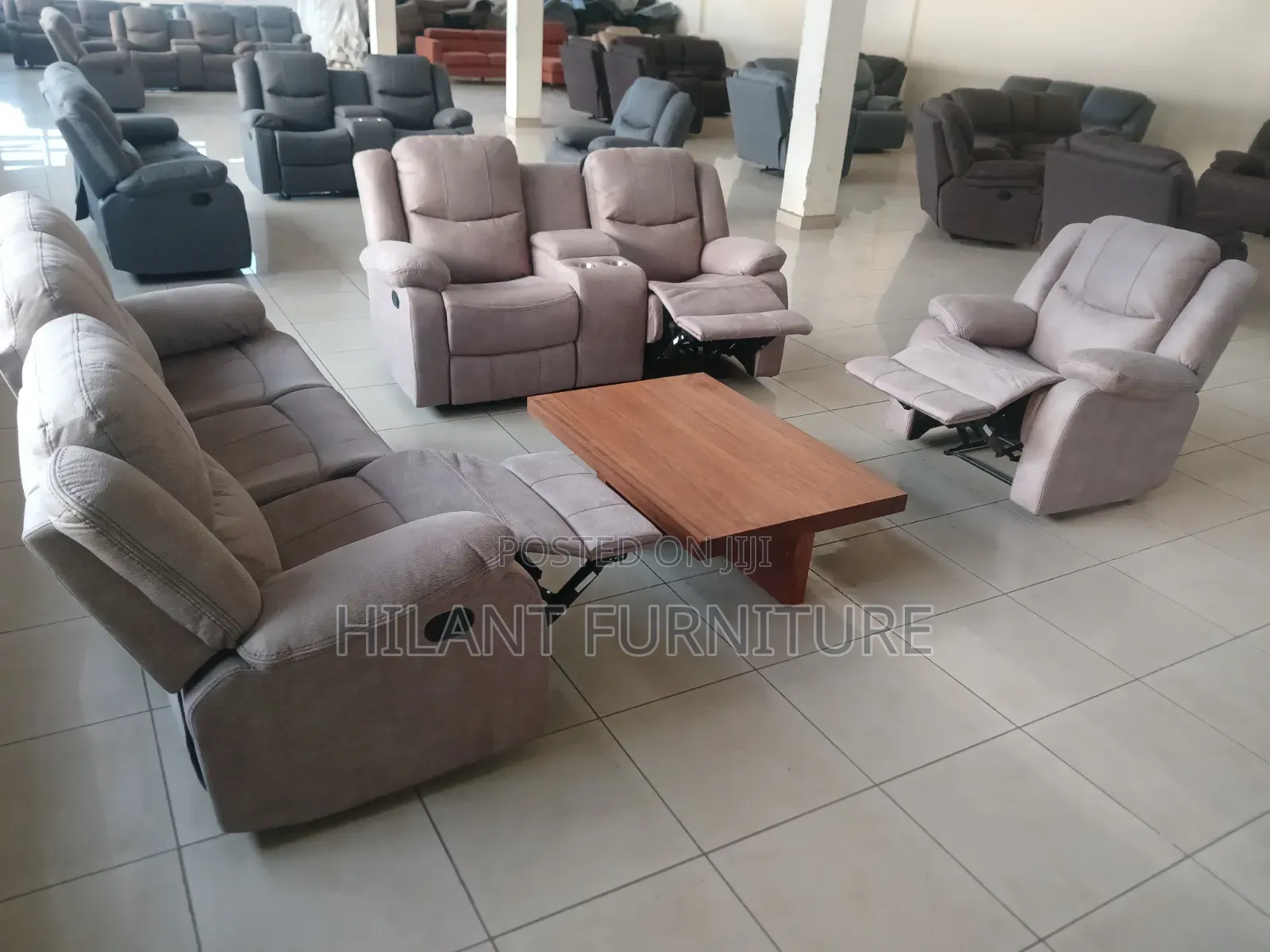 Stylish Elegant Six-Seater Reclining Sofa